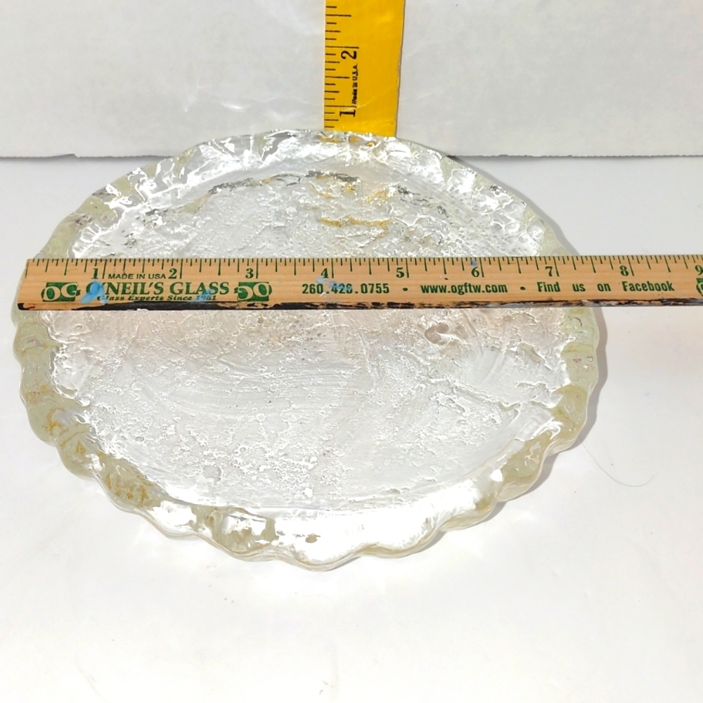 Ice glass plate made in Sweden it's p u k e b e r g art